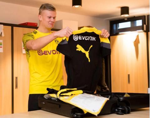 胜同曦更衣室采访！焦泊乔胡明轩亲承逐渐提状态，前者仍在找不足